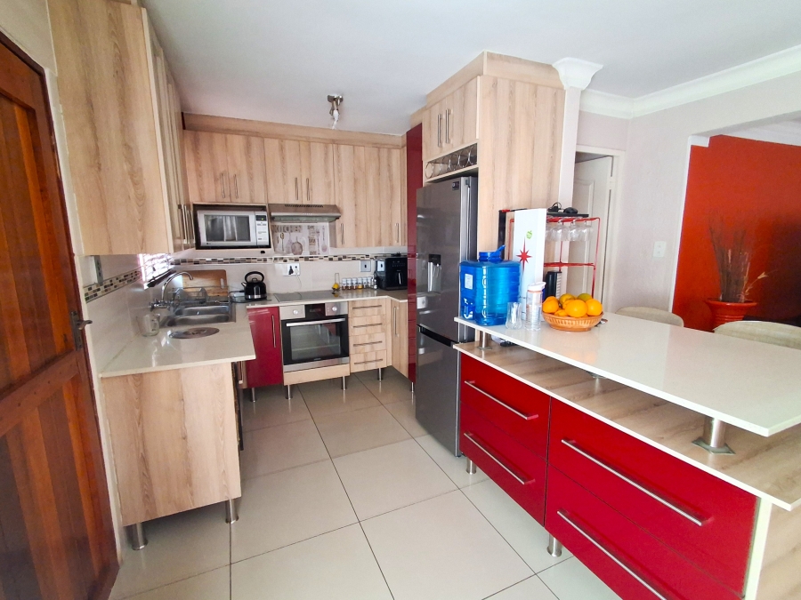 3 Bedroom Property for Sale in Tlhabane West North West